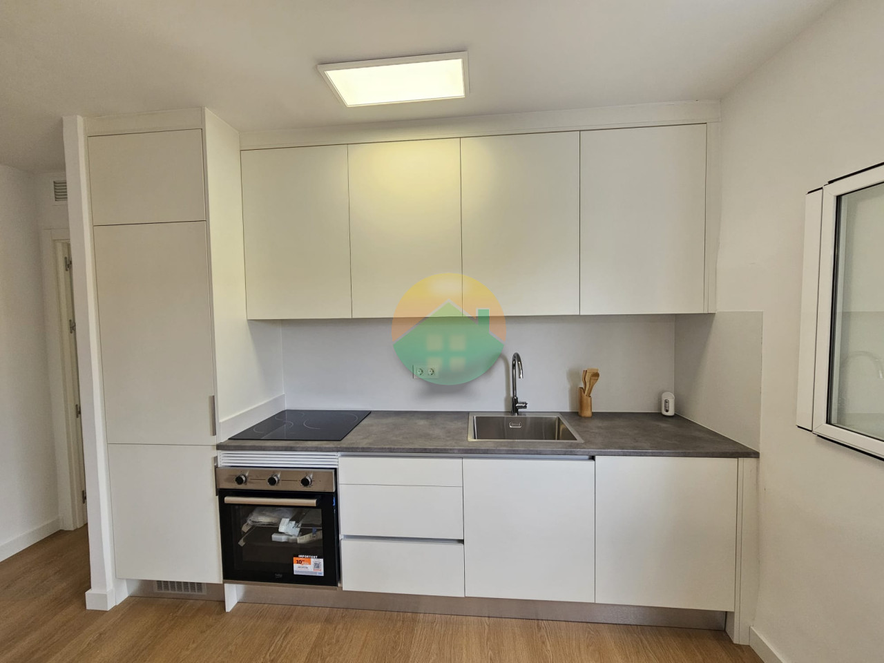 2 Bedroom Apartments For Sale