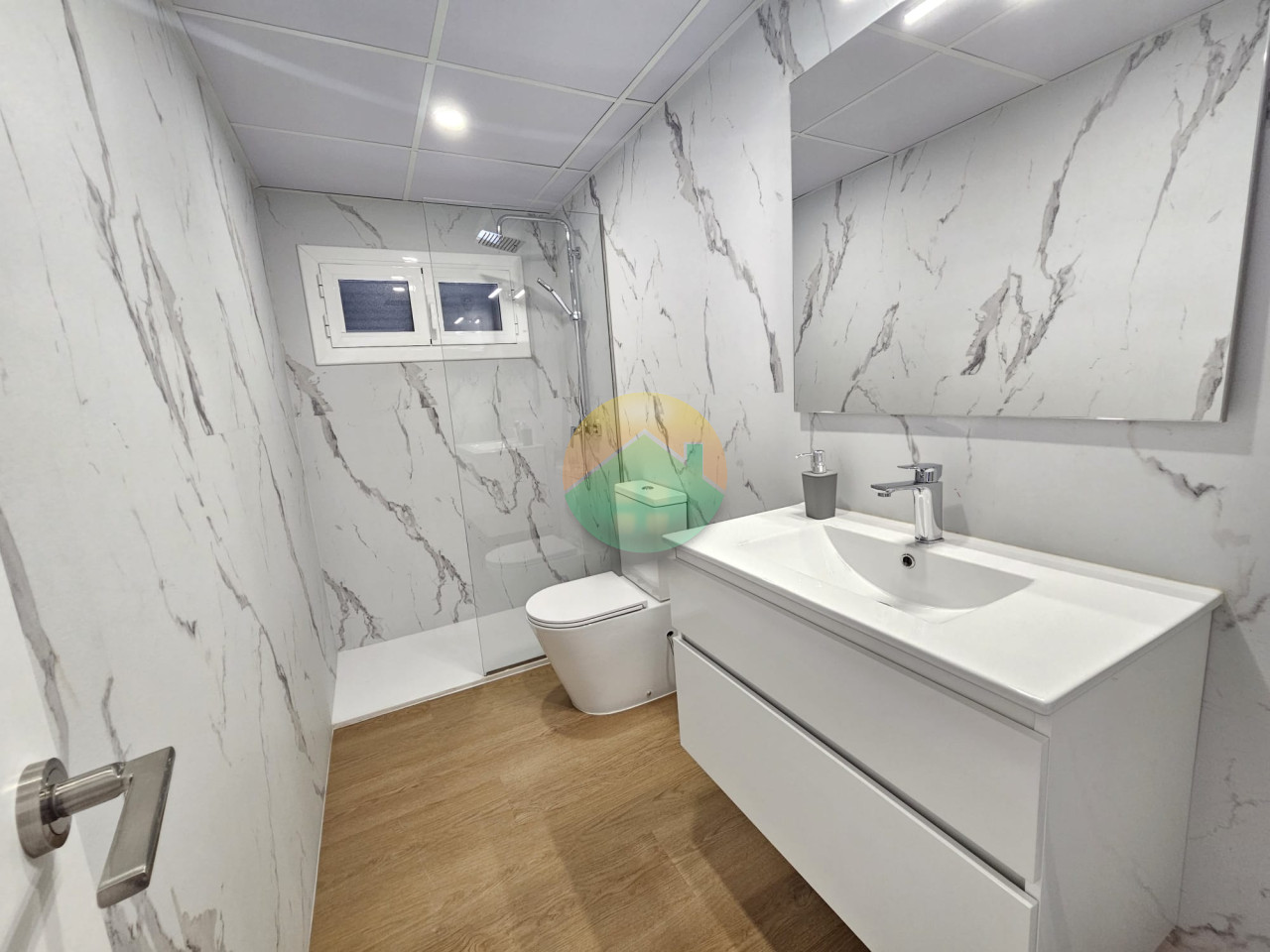 2 Bedroom Apartments For Sale