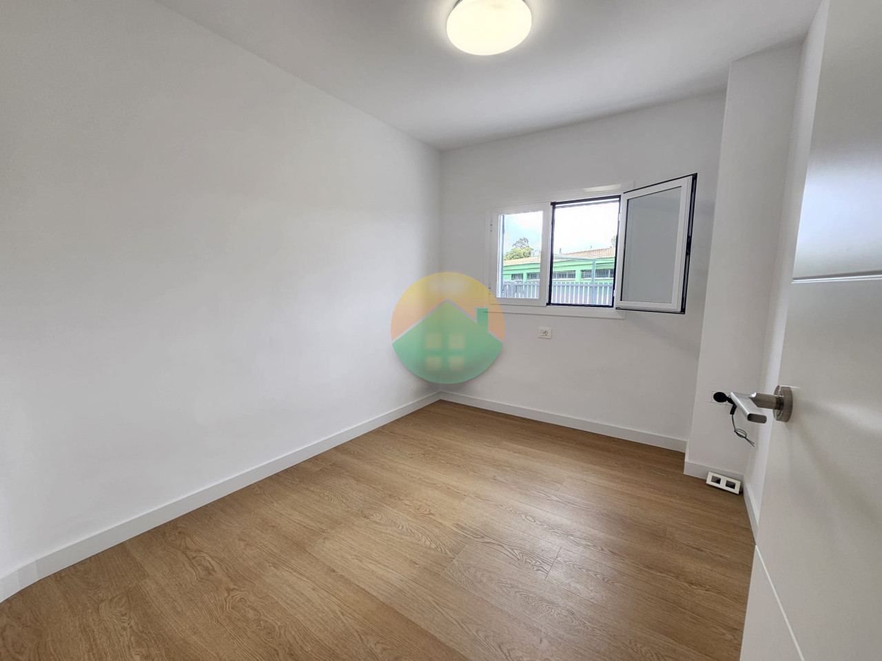 2 Bedroom Apartments For Sale