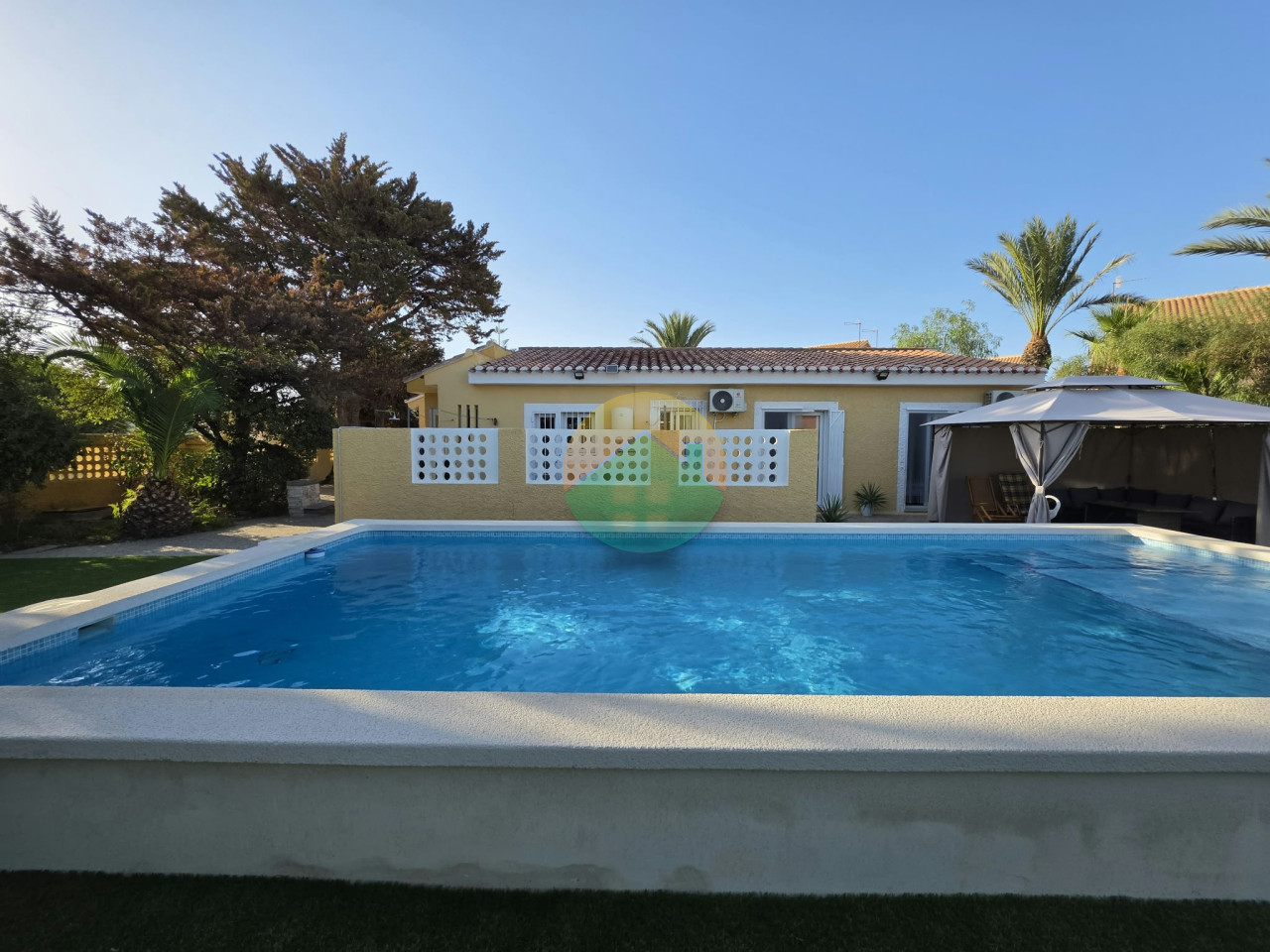 4 Bedroom Detached For Sale