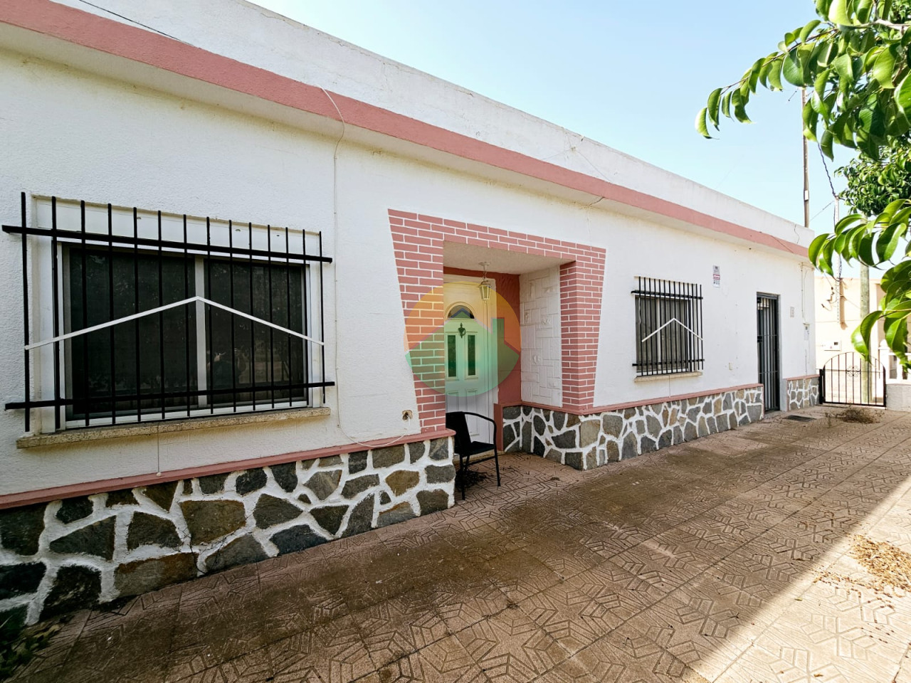 3 Bedroom Detached For Sale