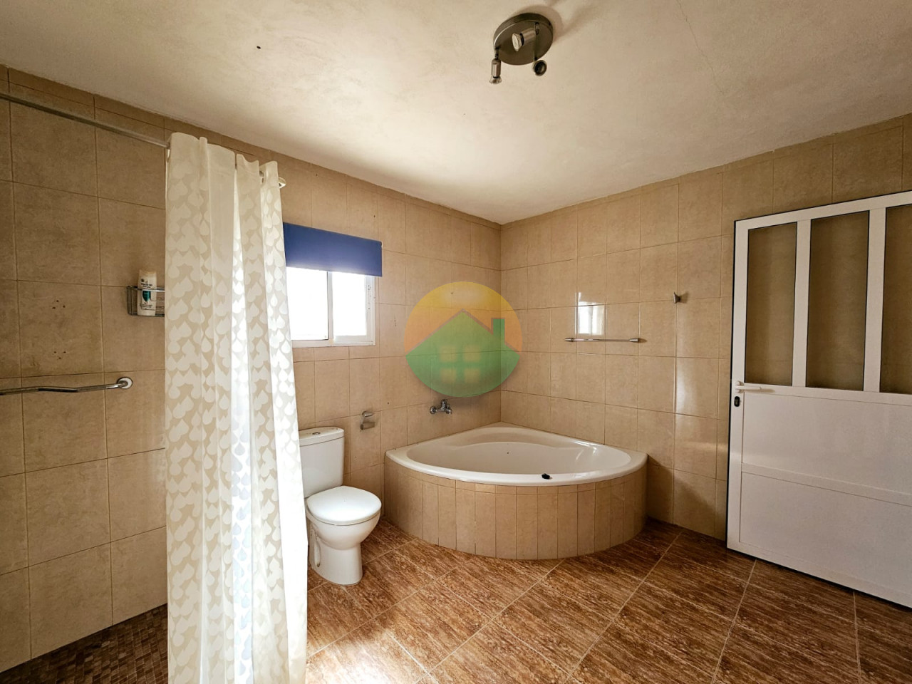 3 Bedroom Detached For Sale