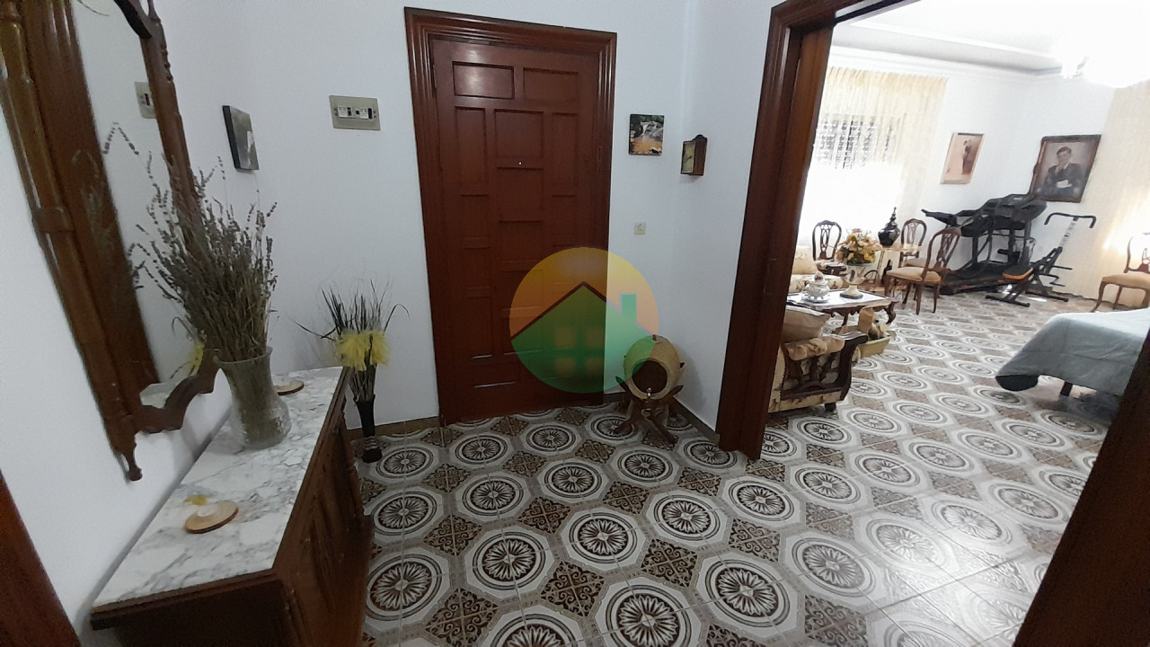 3 Bedroom Country House For Sale