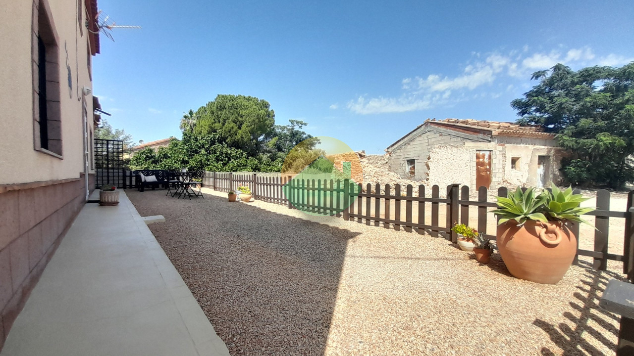 3 Bedroom Semi-Detached For Sale