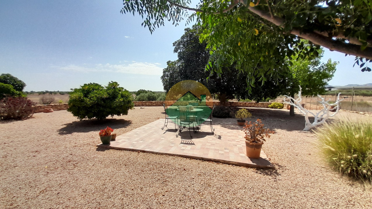 3 Bedroom Semi-Detached For Sale