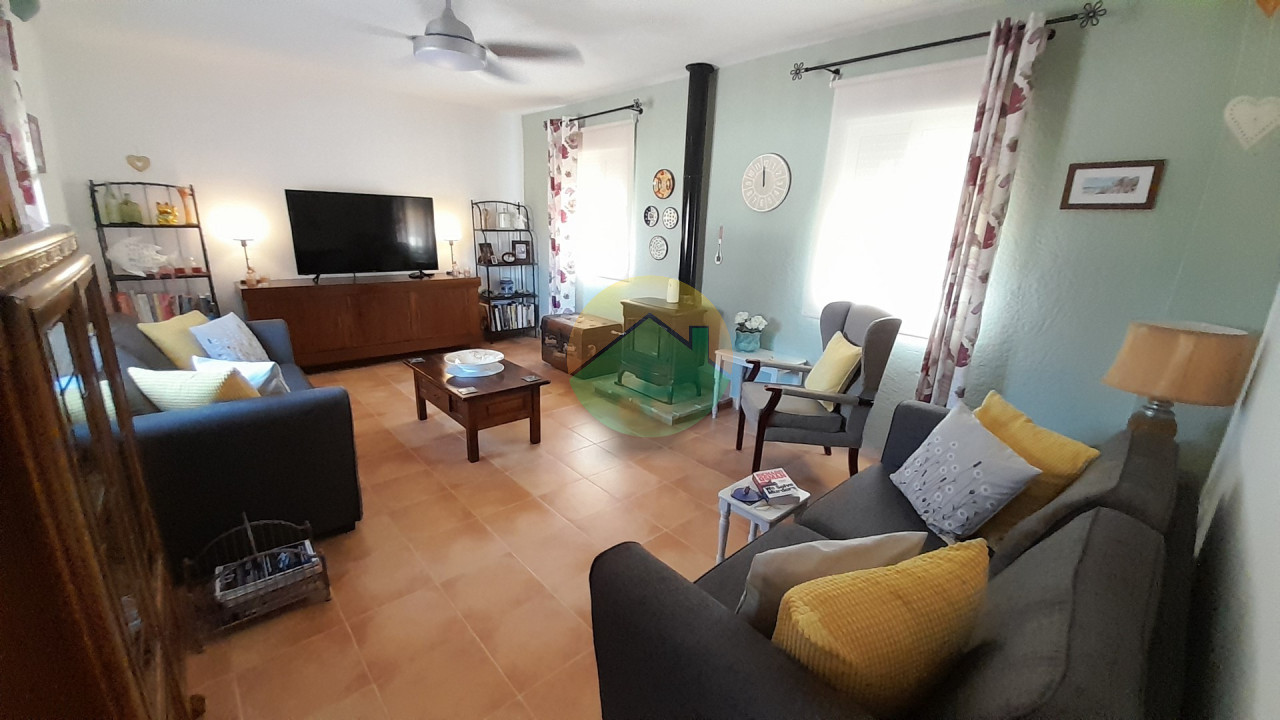3 Bedroom Semi-Detached For Sale