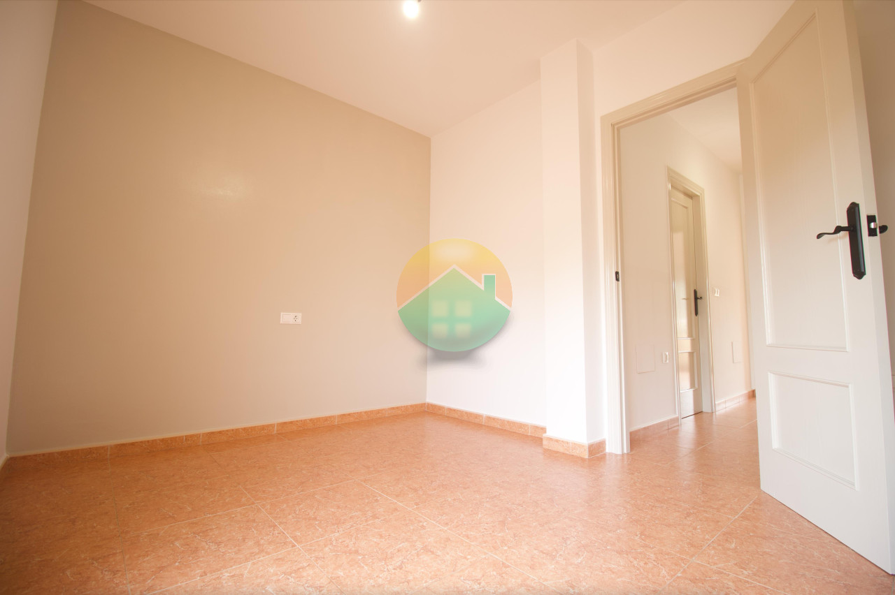 3 Bedroom Semi - Detached For Sale