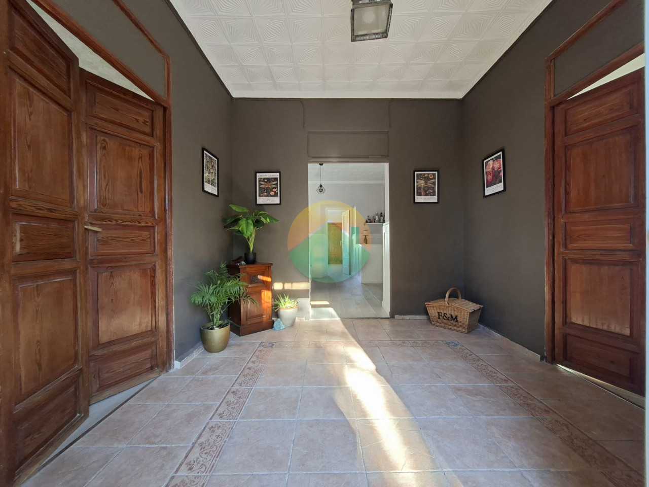 5 Bedroom Country house For Sale