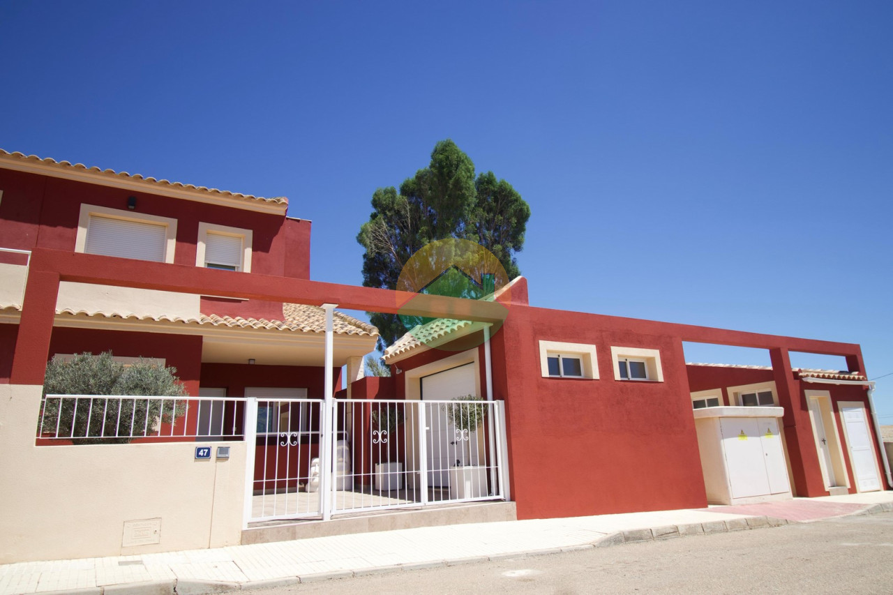 3 Bedroom Semi - Detached For Sale