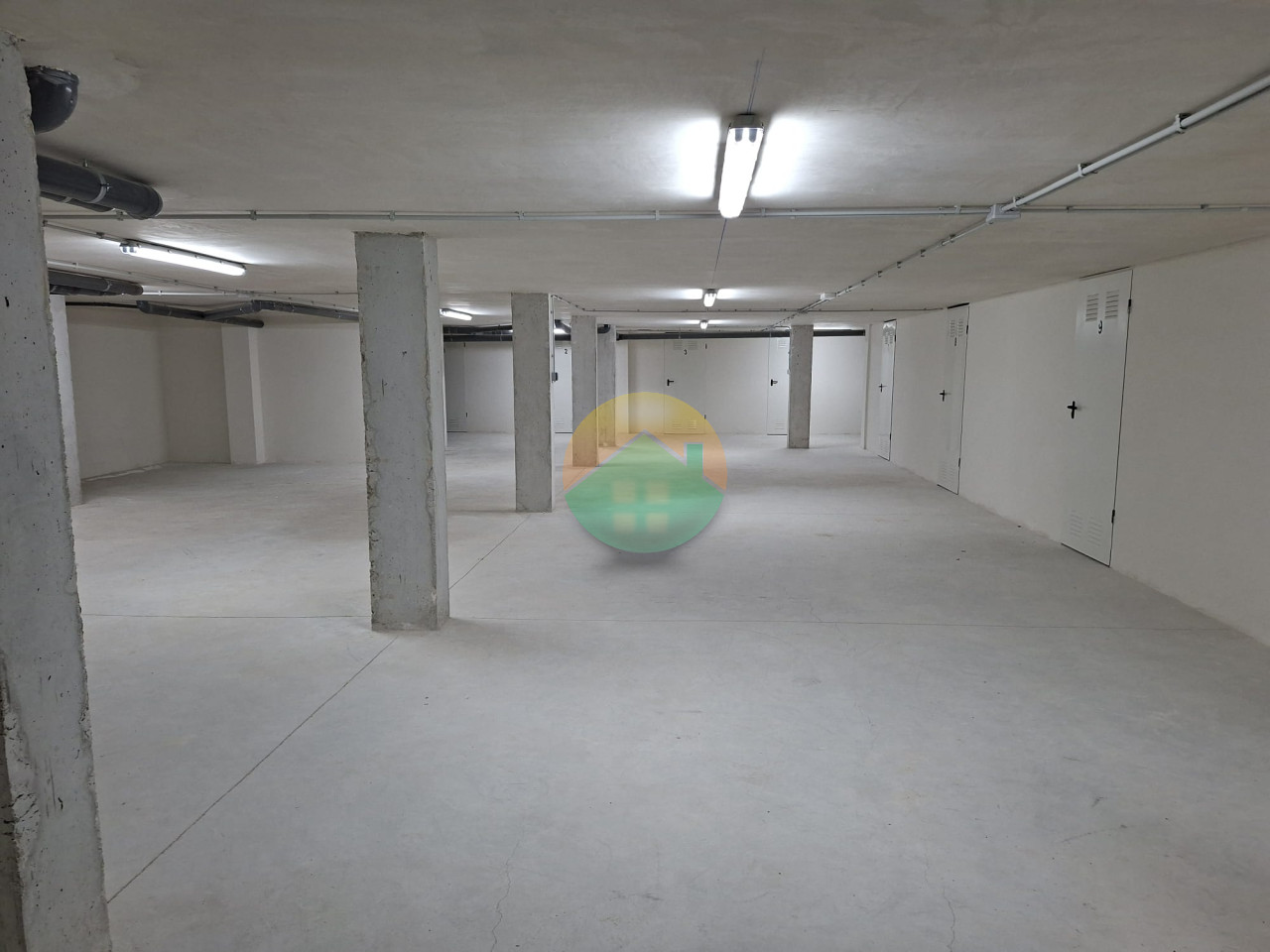 2 Bedroom Corner Apartment For Sale