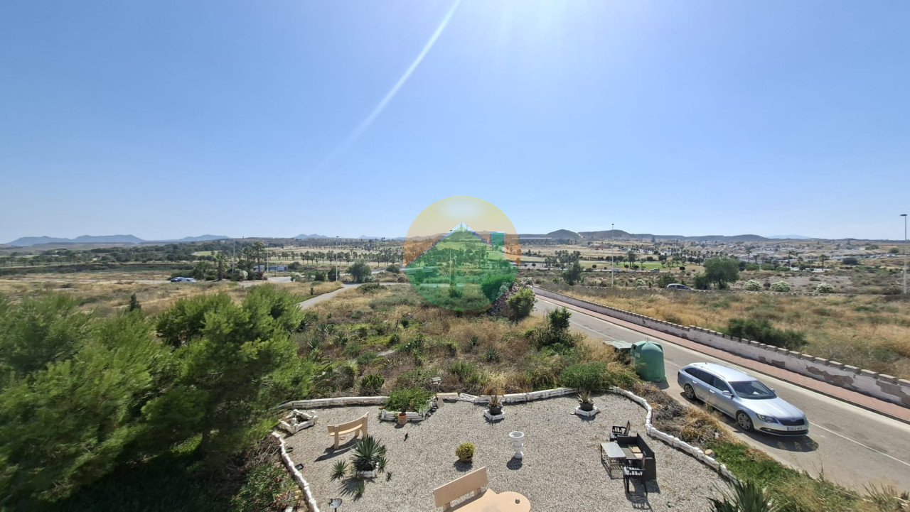 1 Bedroom Semi-Detached Villa For Sale