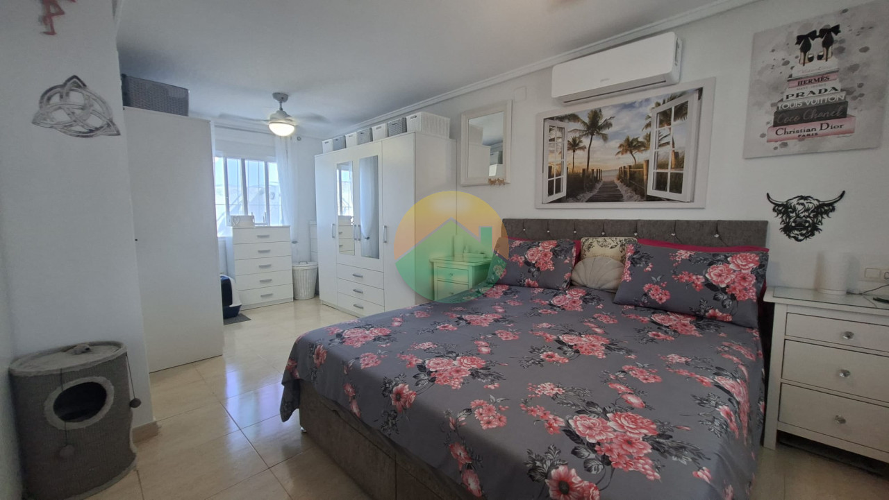 1 Bedroom Semi-Detached Villa For Sale