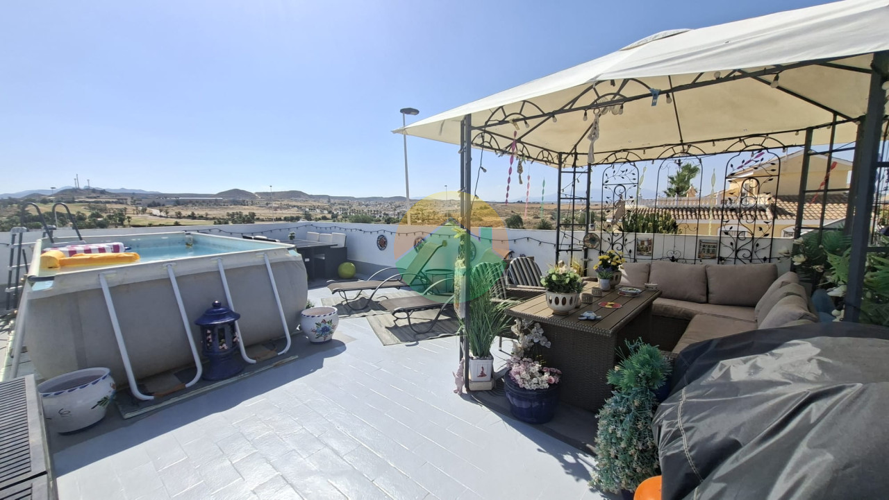 1 Bedroom Semi-Detached Villa For Sale