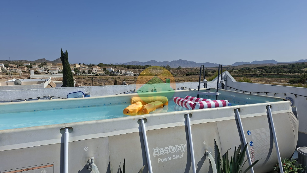1 Bedroom Semi-Detached Villa For Sale