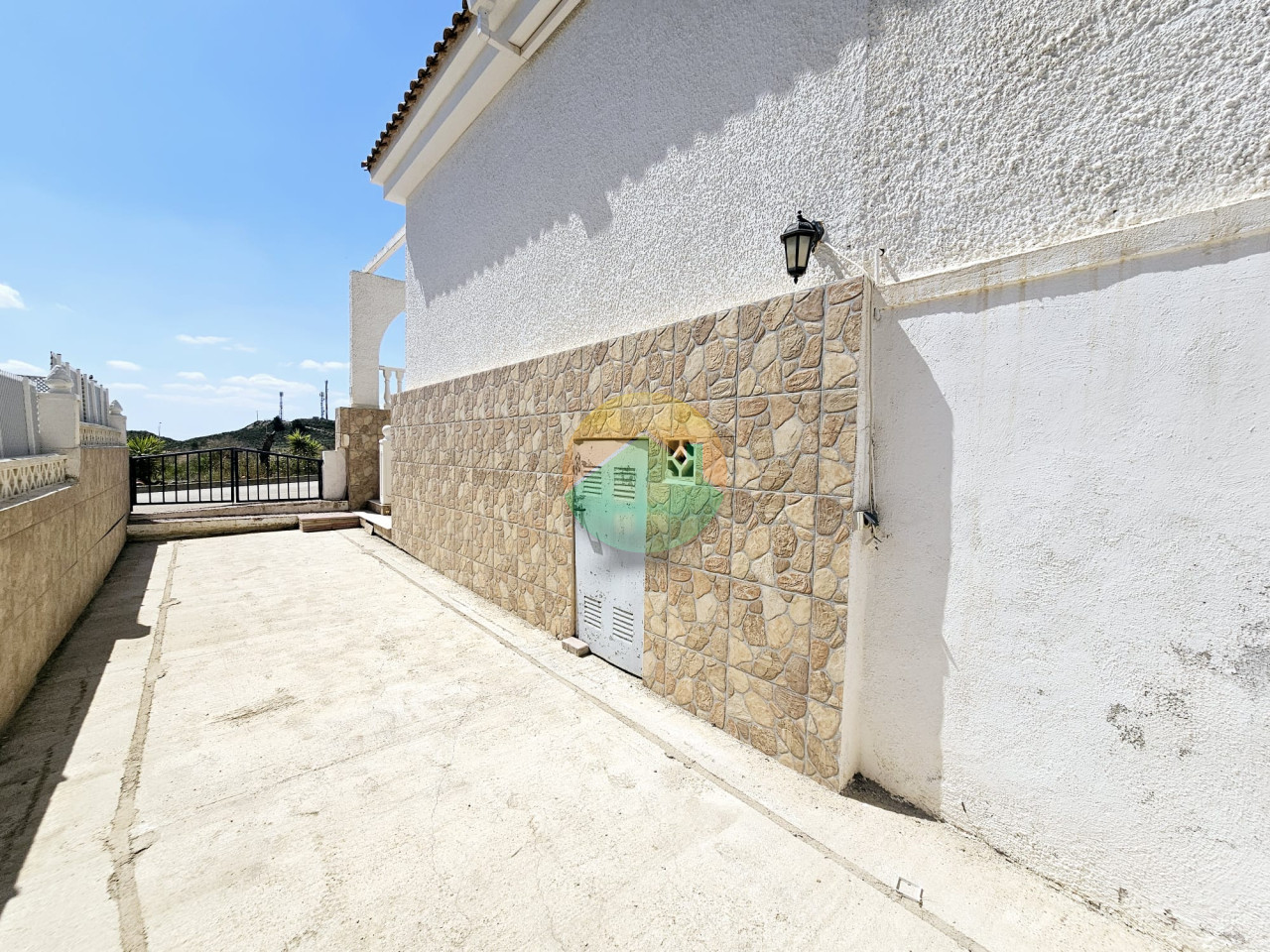 2 Bedroom Semi-Detached For Sale