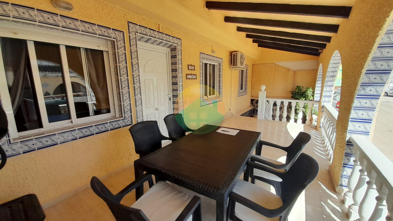 3 Bedroom Terraced For Sale