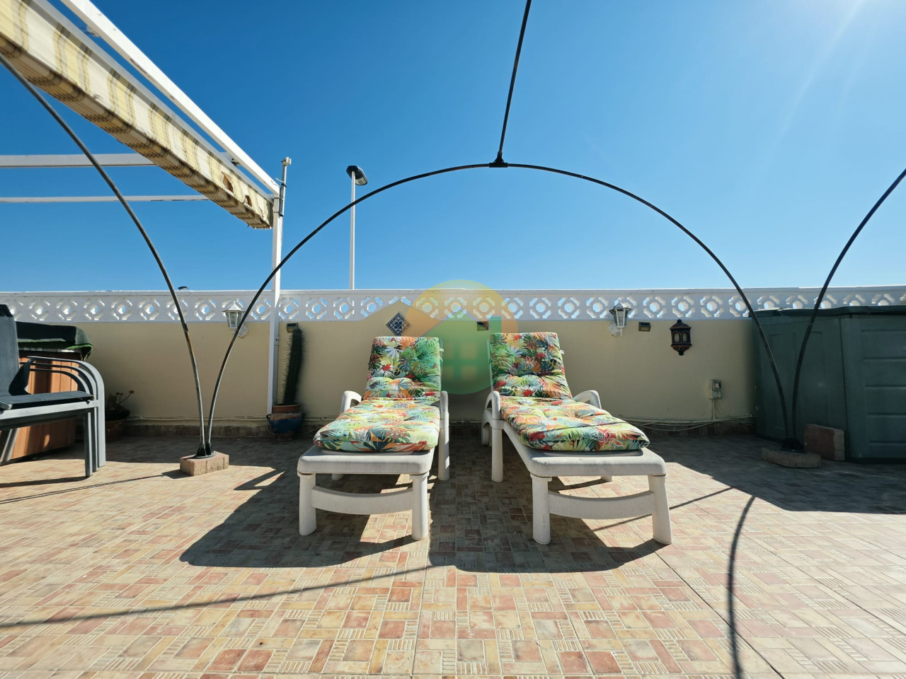 2 Bedroom Semi-Detached For Sale