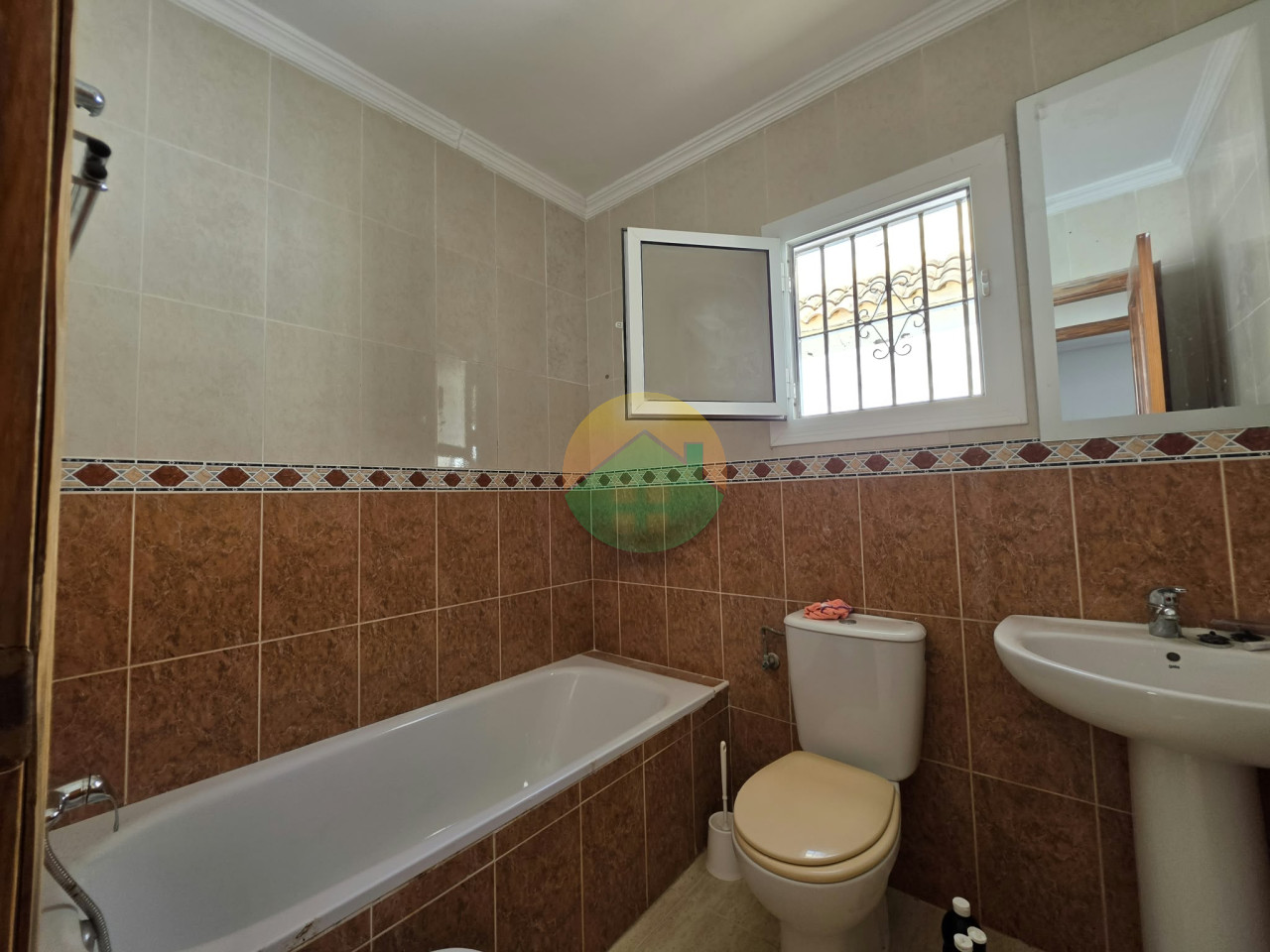 2 Bedroom Semi-Detached For Sale