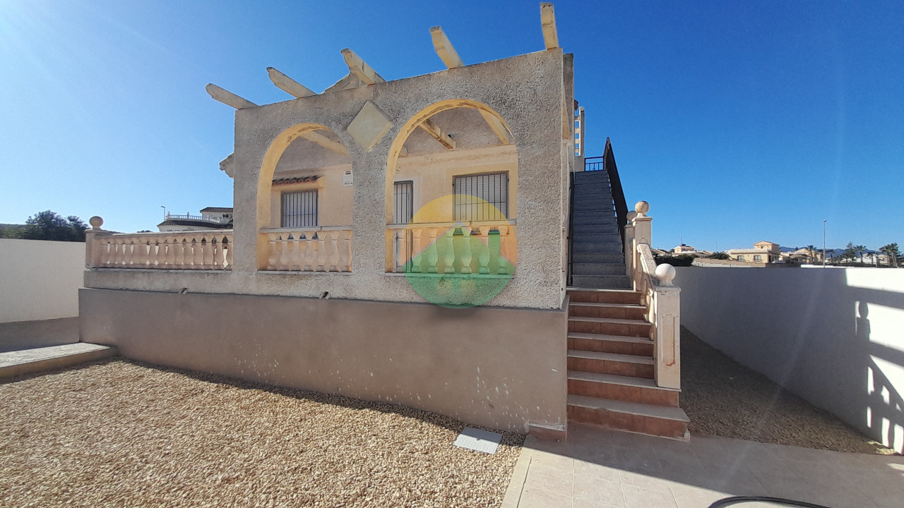 2 Bedroom Detached For Sale