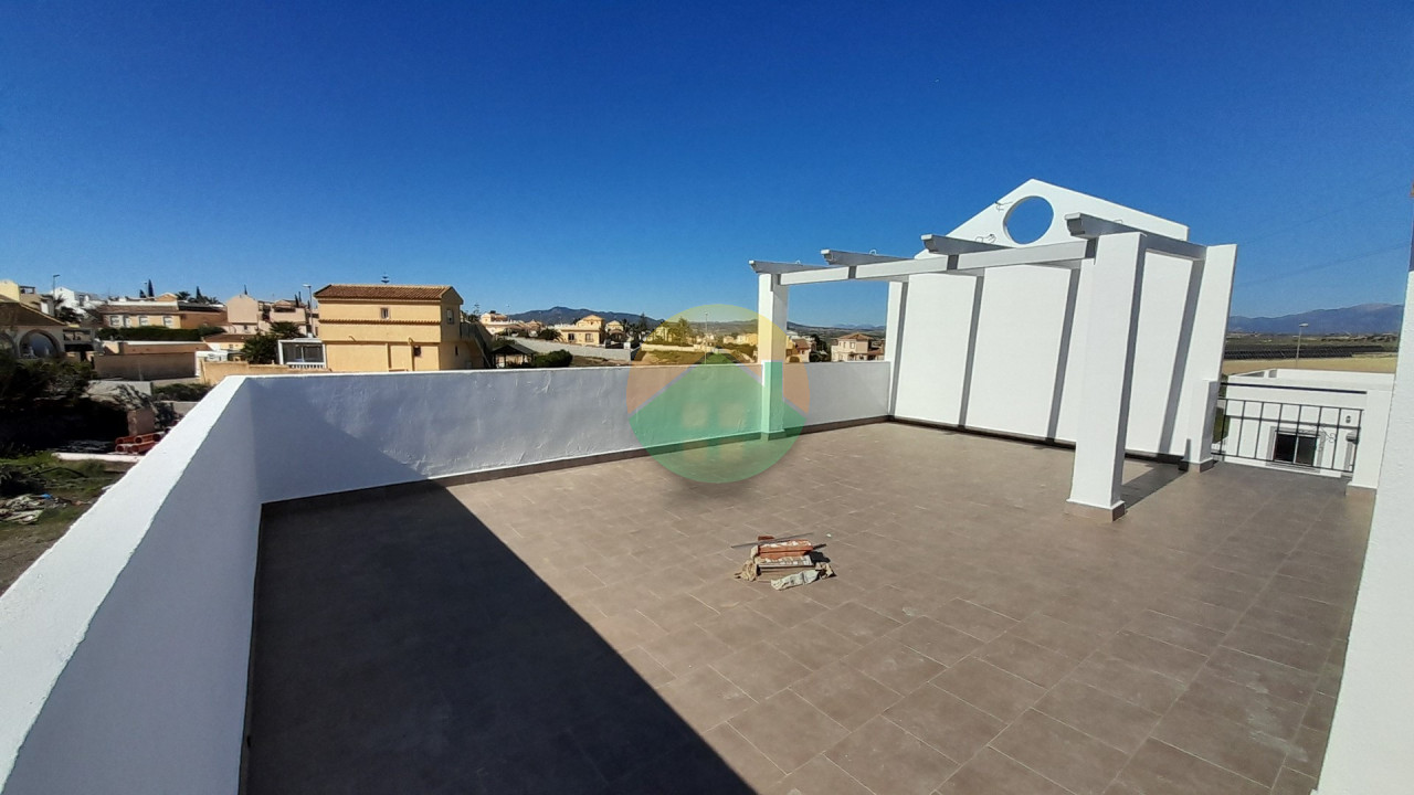 2 Bedroom Detached For Sale