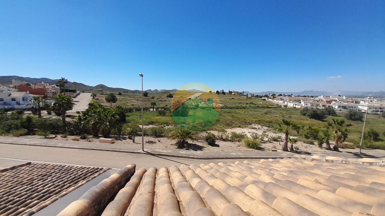 2 Bedroom Detached For sale