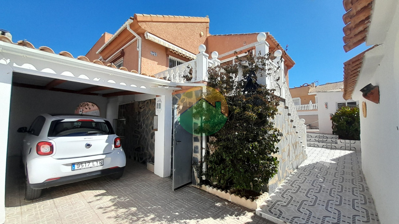 2 Bedroom Detached For sale