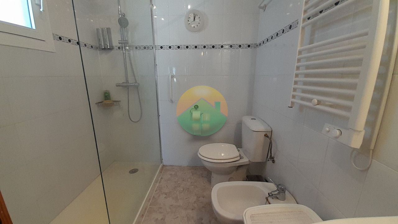 2 Bedroom Detached For sale