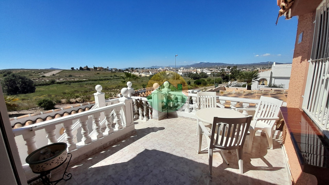 2 Bedroom Detached For sale