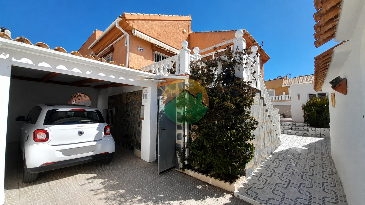 2 Bedroom Detached For sale