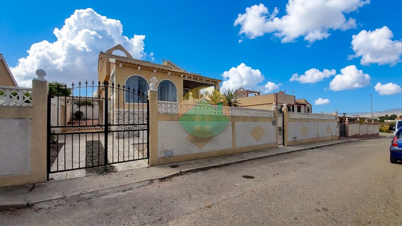 3 Bedroom Detached For Sale