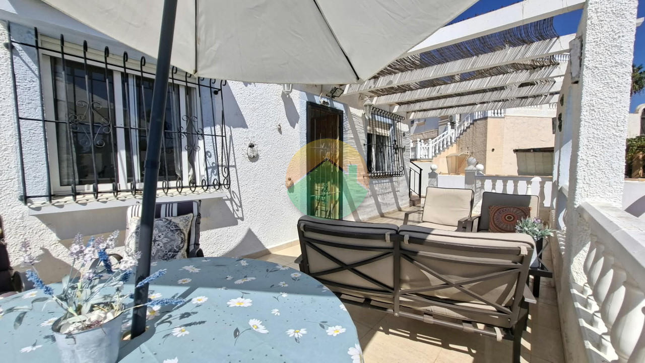 2 Bedroom Detached For sale