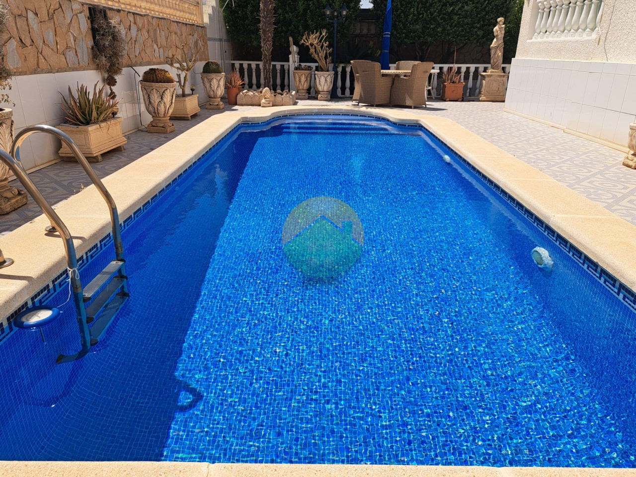 3 Bedroom Detached For Sale