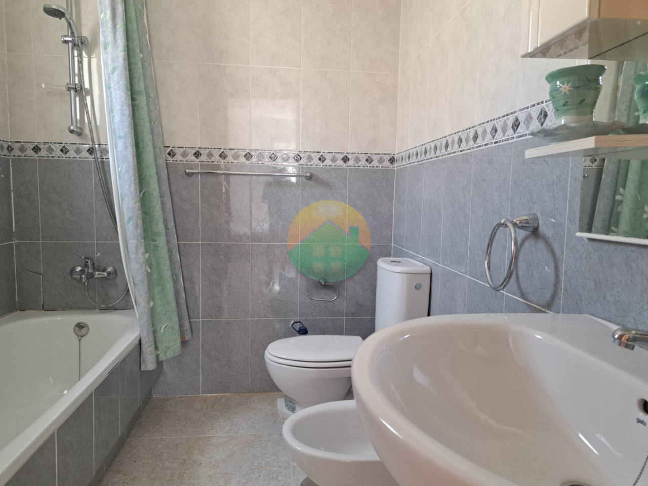 2 Bedroom Detached For Sale