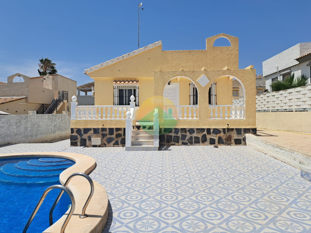 2 Bedroom Detached For Sale