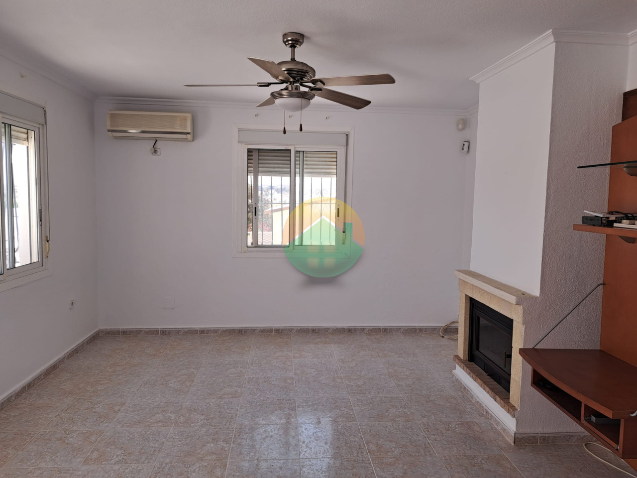 2 Bedroom Detached For Sale