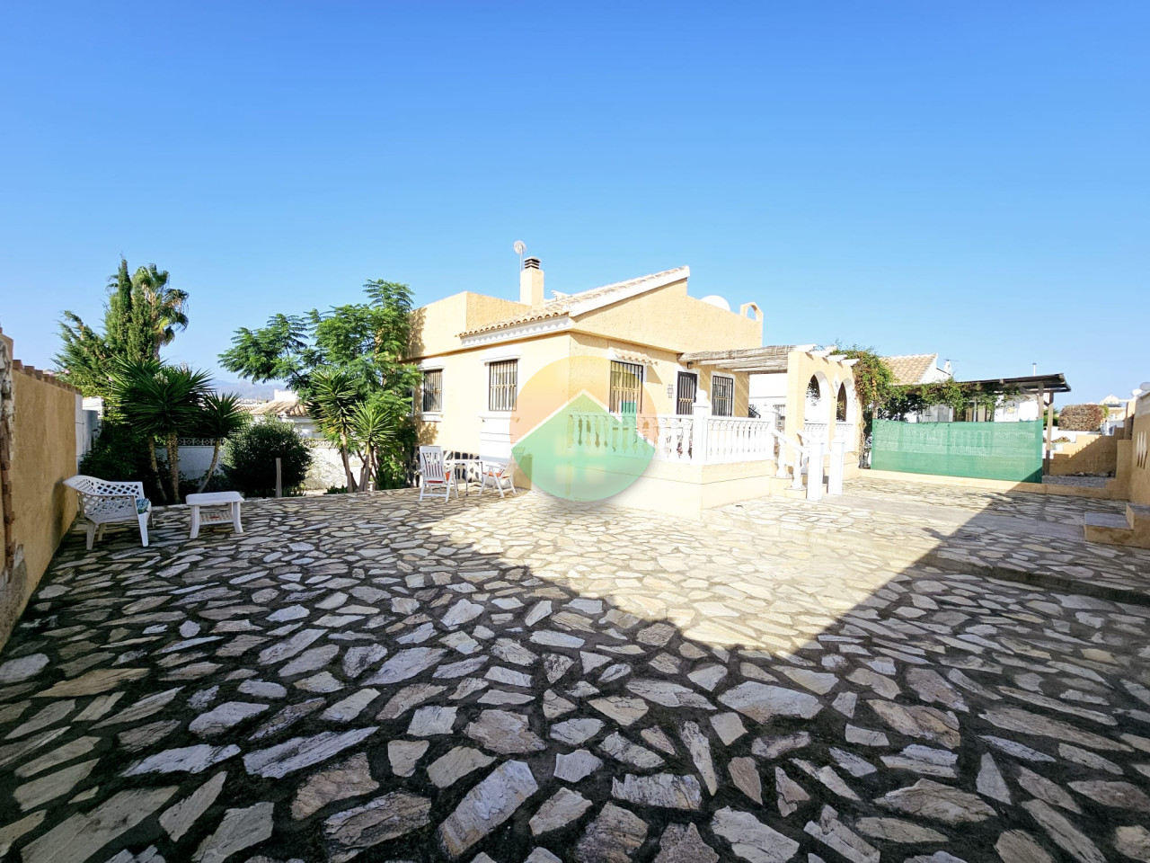 2 Bedroom Detached For Sale