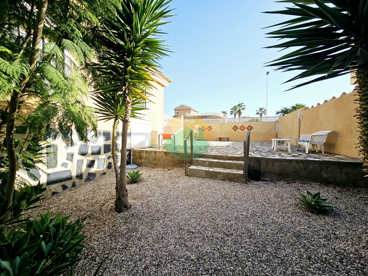 2 Bedroom Detached For Sale