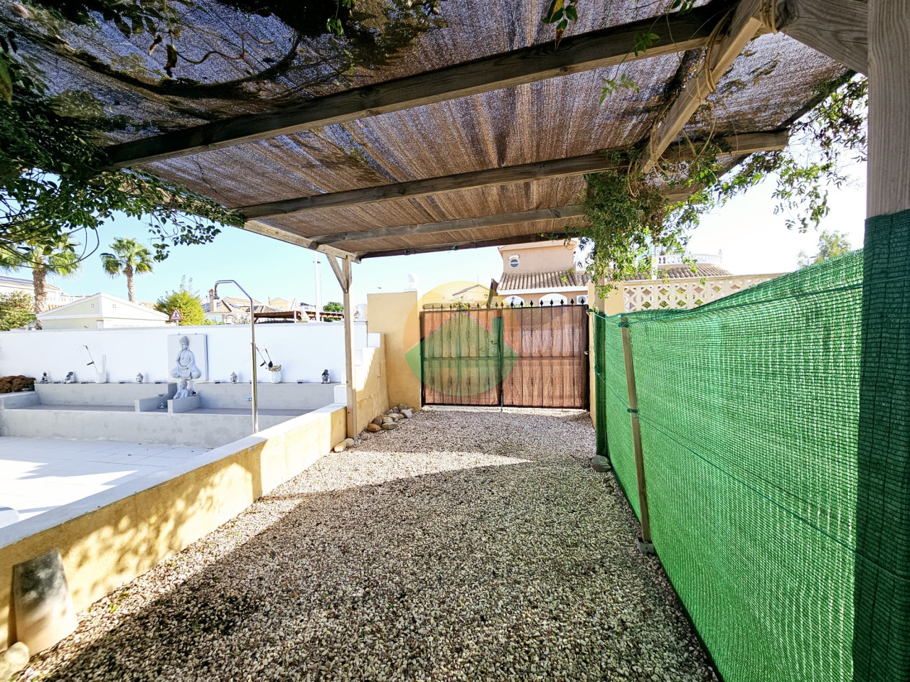 2 Bedroom Detached For Sale