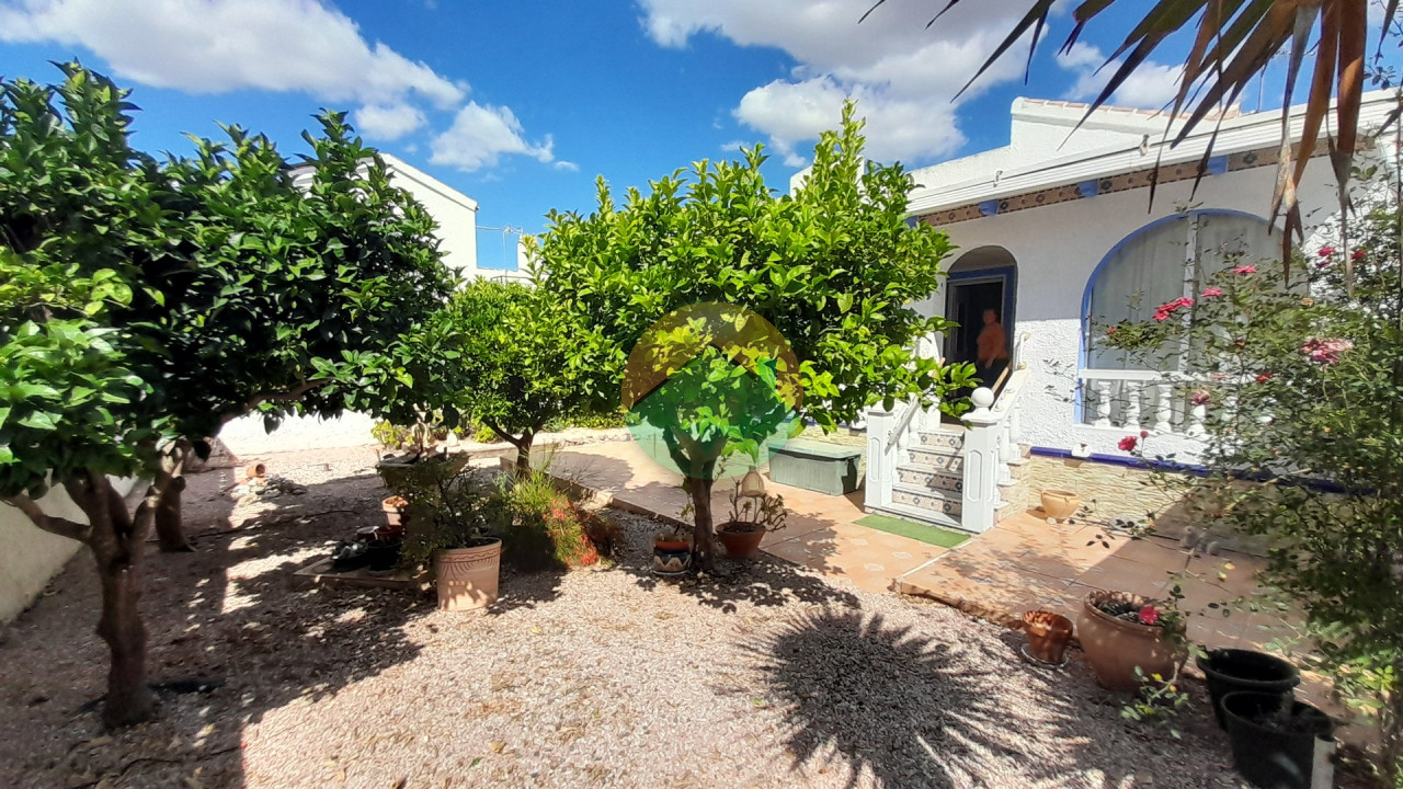 2 Bedroom Detached For sale
