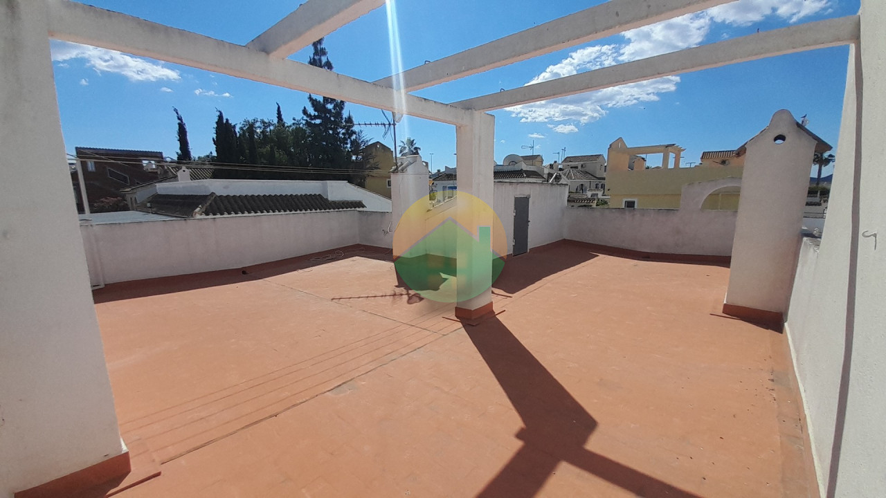 2 Bedroom Detached For sale