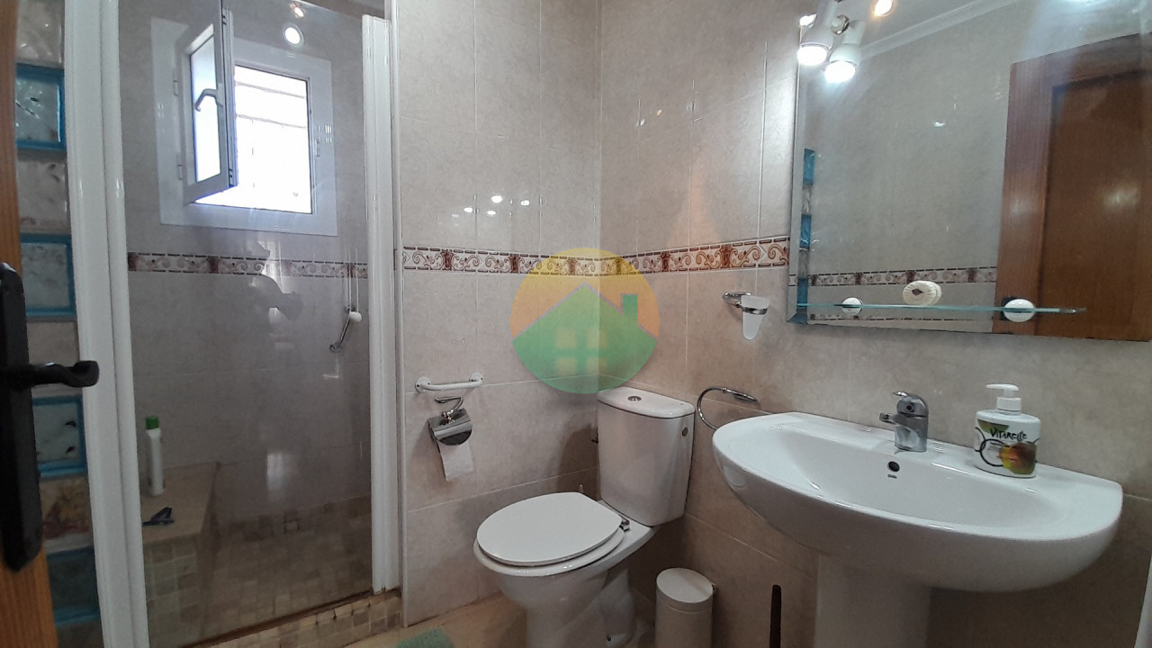 2 Bedroom Detached For sale