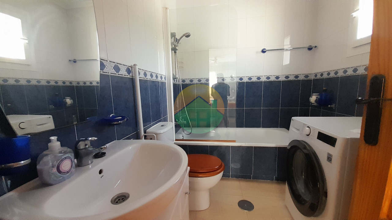 2 Bedroom Detached For sale