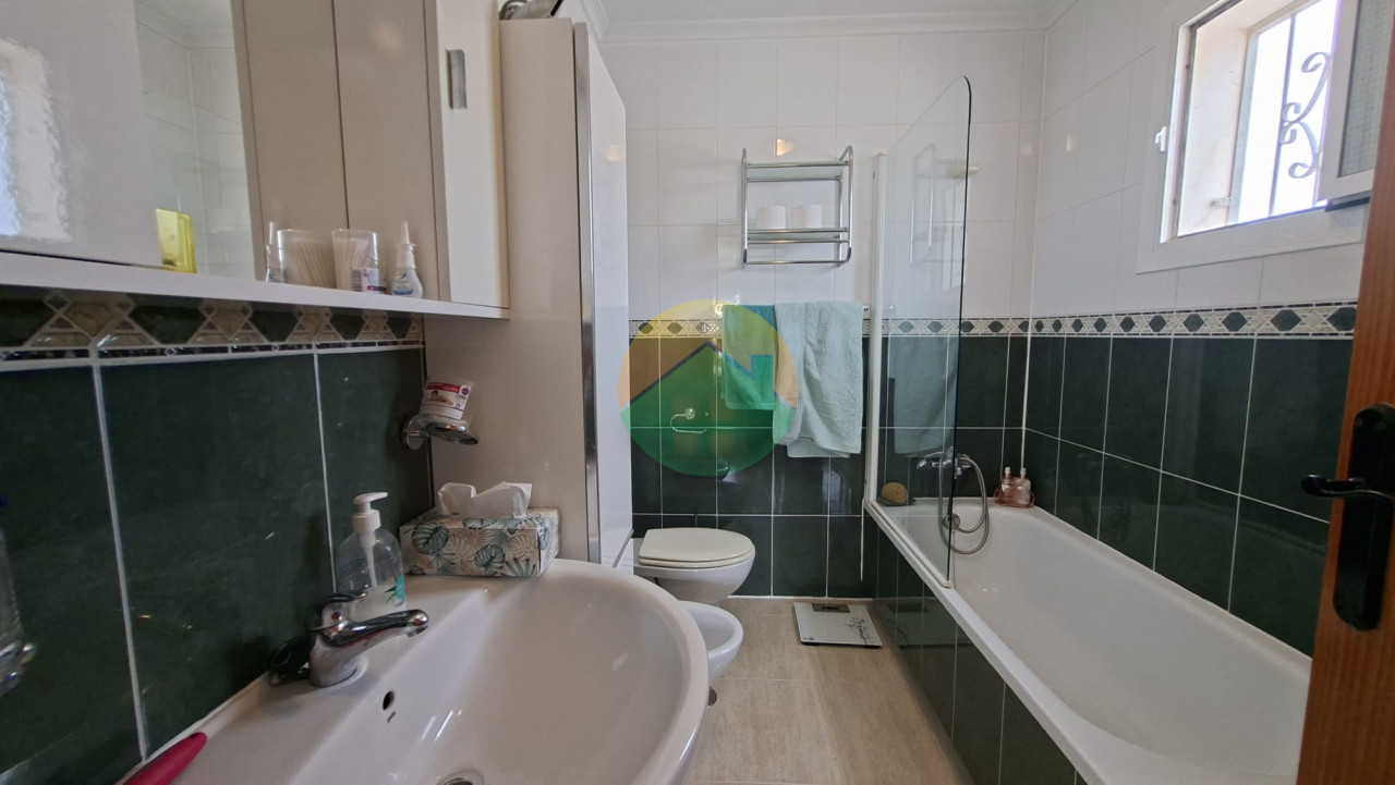 2 Bedroom Detached For sale