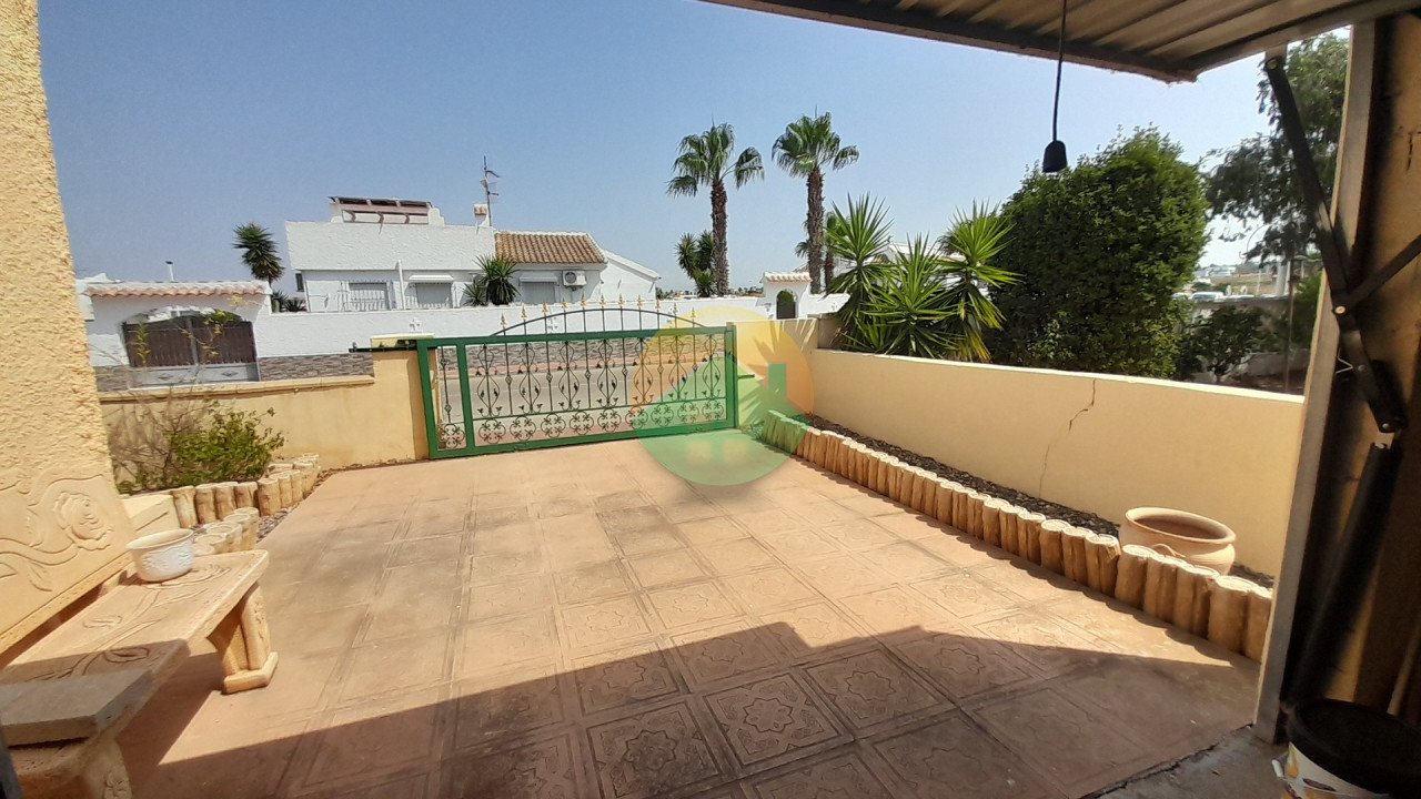 2 Bedroom Detached For sale