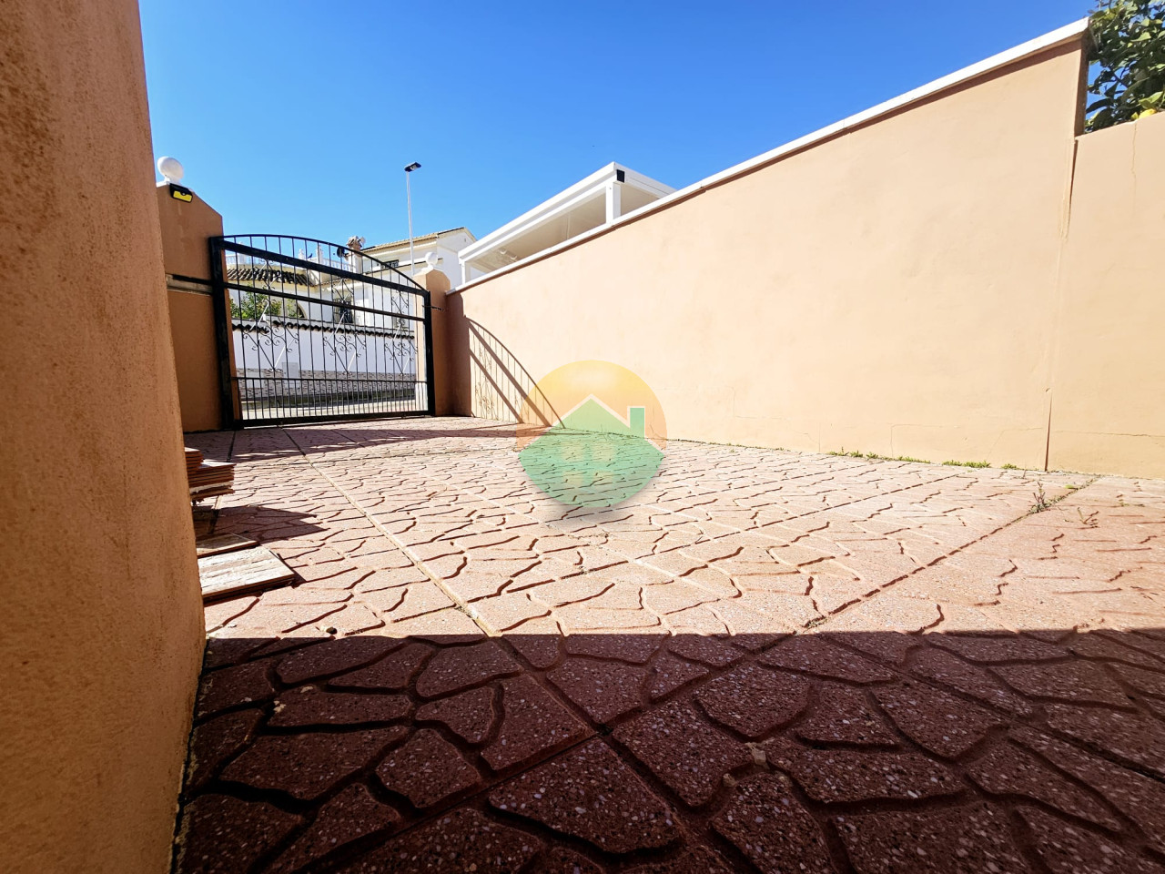 5 Bedroom Detached For Sale