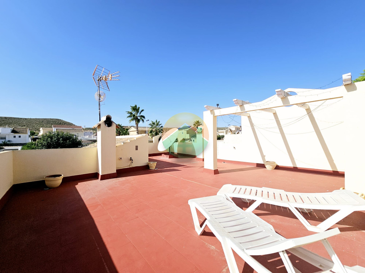 2 Bedroom Detached For Sale