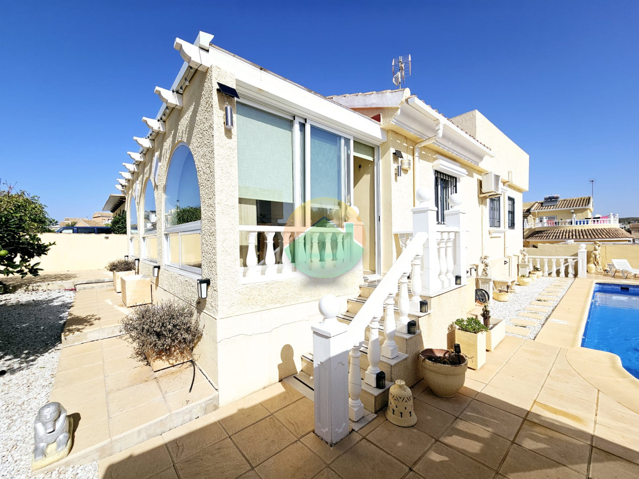 2 Bedroom Detached For Sale
