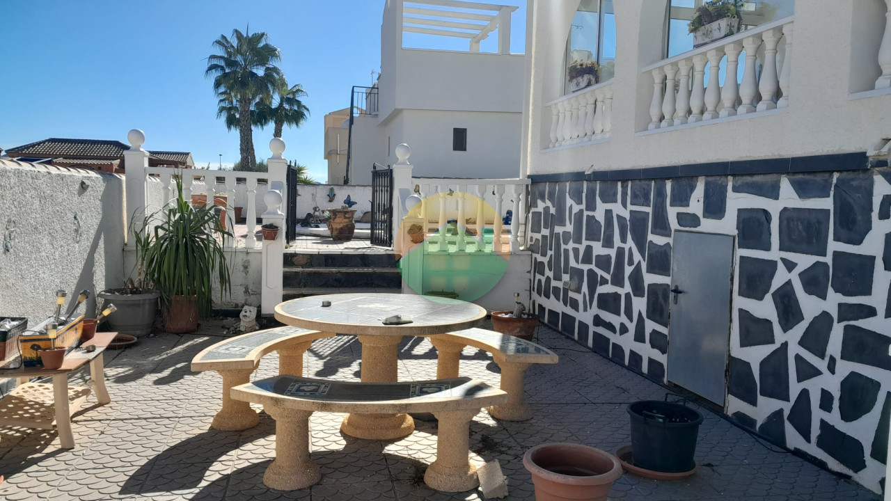 2 Bedroom Detached For Sale