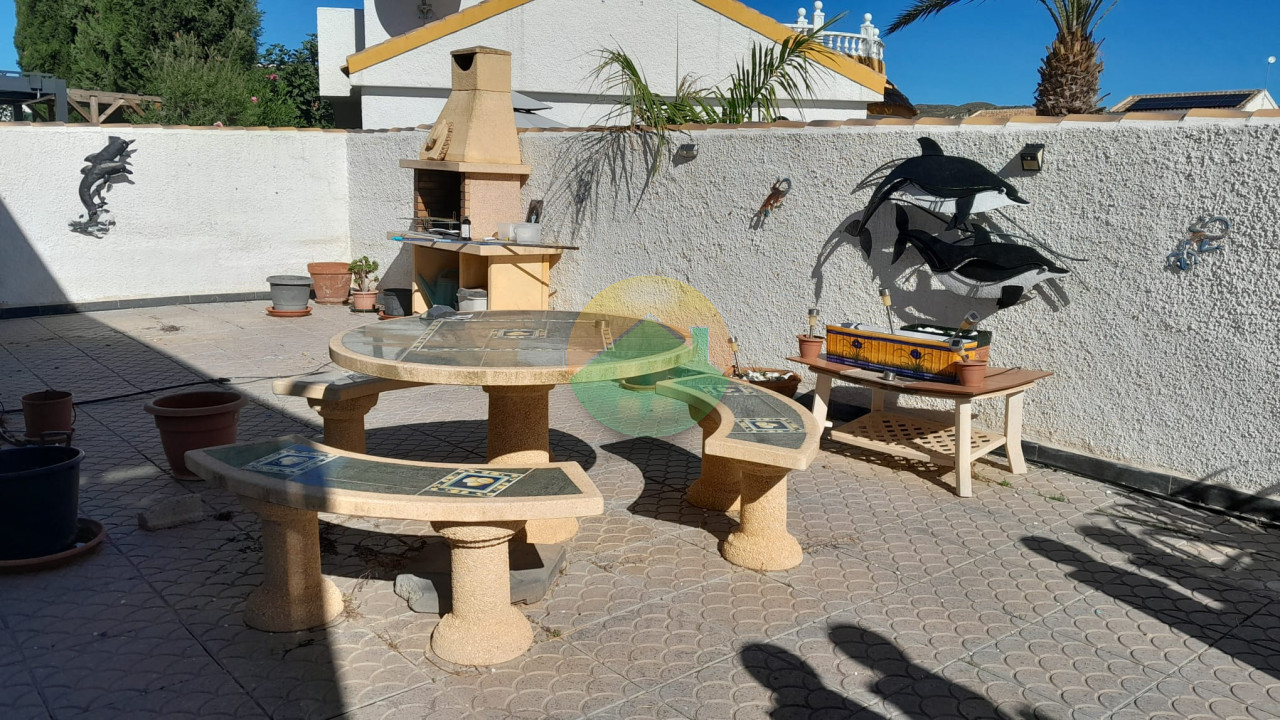 2 Bedroom Detached For Sale