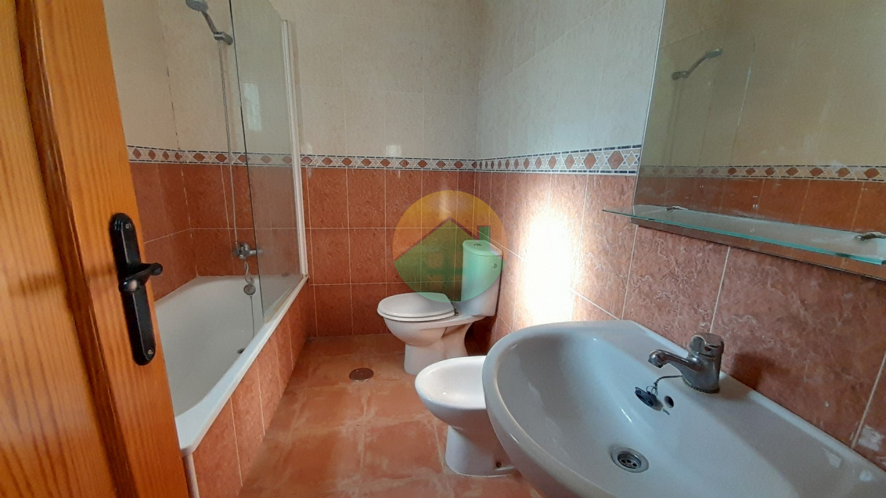 3 Bedroom Detached For Sale